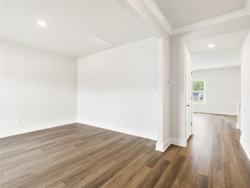 Property image 3 at 1009 Hillcraft Drive, Greer, SC 29651