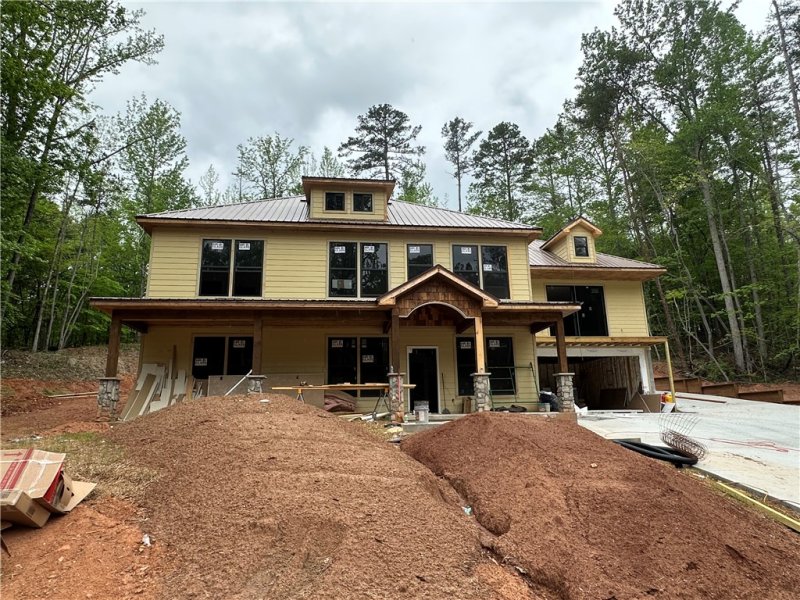 Property image 2 of 415 Tiger Lane in Foxwood Hills/Mt Bay Estates, Westminster, SC 29693