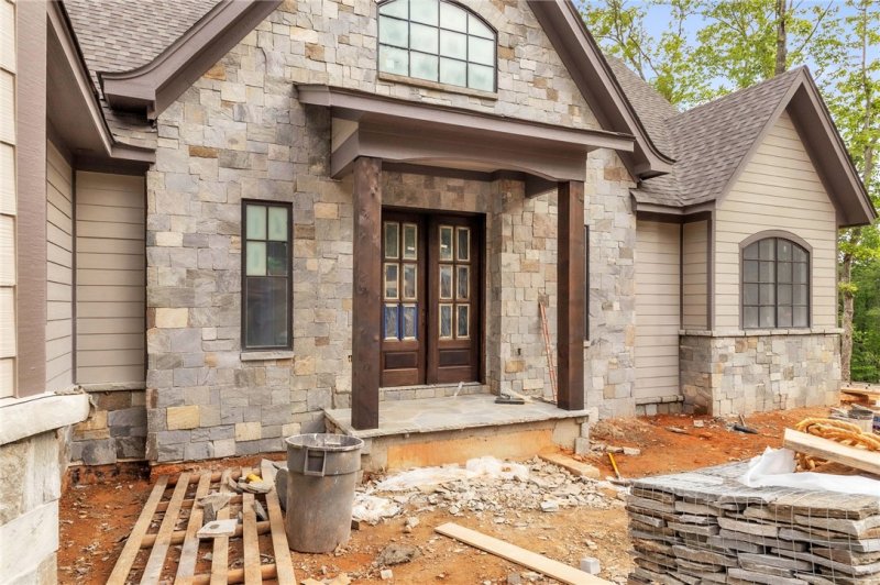 Property image 5 of 909 Woodlake Way in Cliffs At Keowee Falls South, Salem, SC 29676