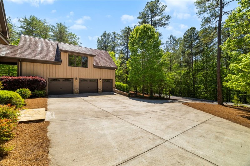 Property image 2 at 203 Golden Bear Drive, Sunset, SC 29685