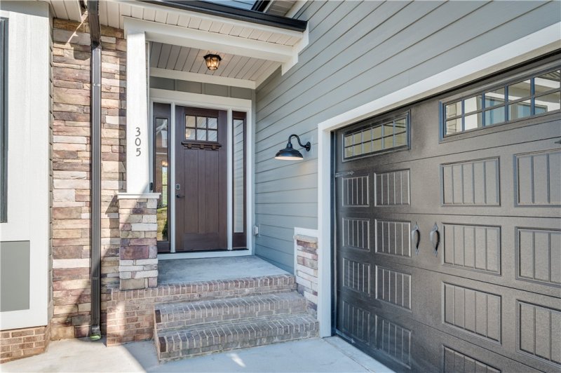 Property image 2 at 305 S River Bluff, Piedmont, SC 29673