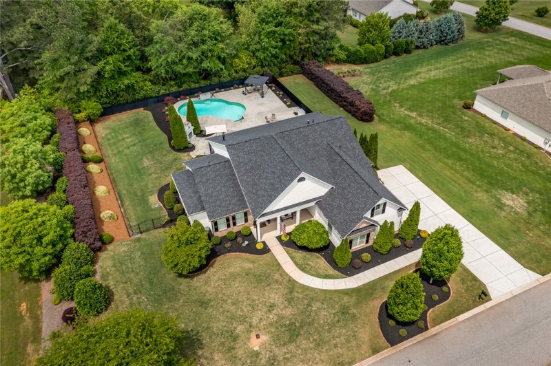 Property image 2 at 1001 Hillcrest Court, Anderson, SC 29621