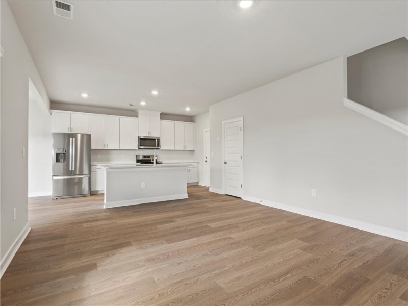 Property image 4 at 711 Whitebark Drive, Pendleton, SC 29670