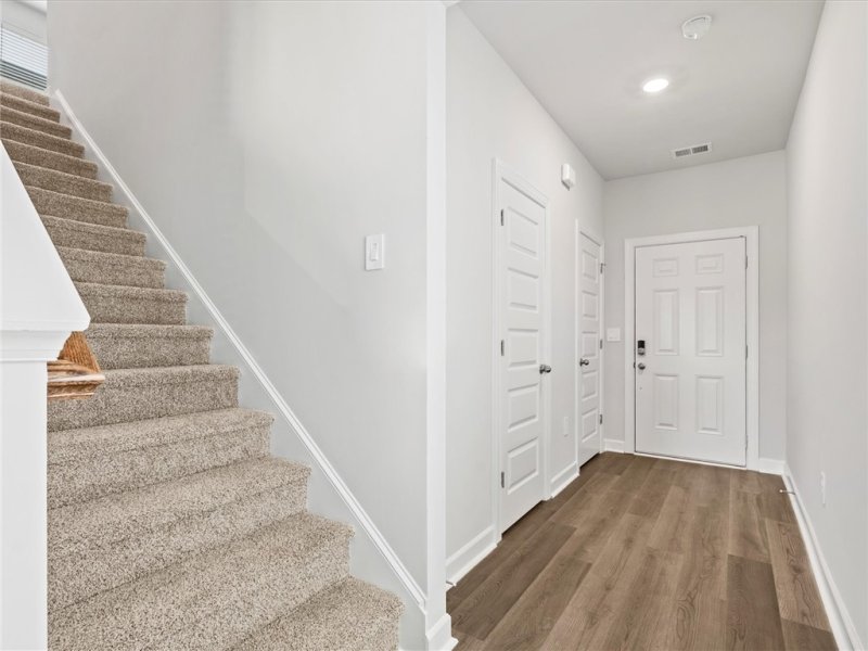 Property image 2 at 707 Whitebark Drive, Pendleton, SC 29670