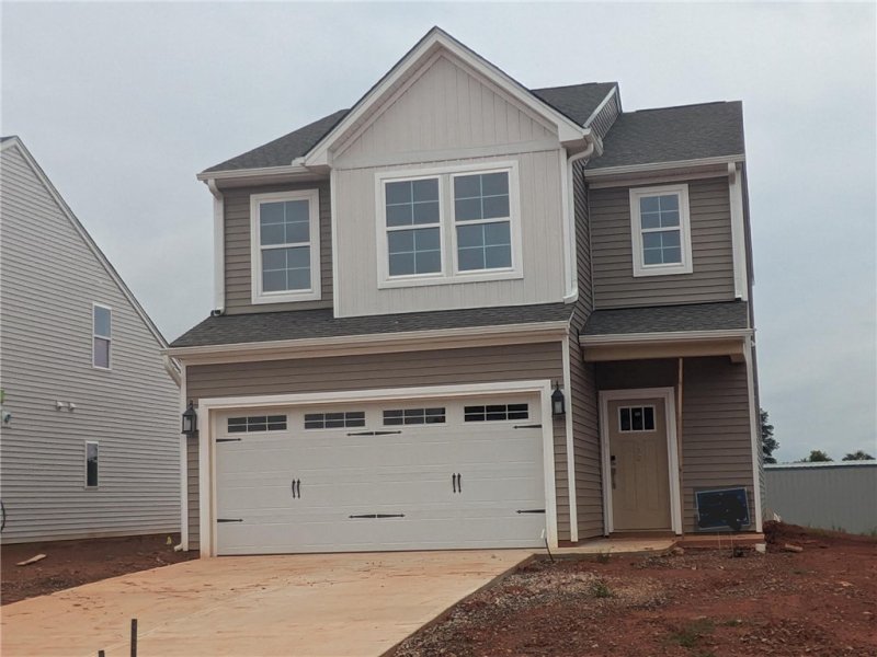 132 Cotesworth Street