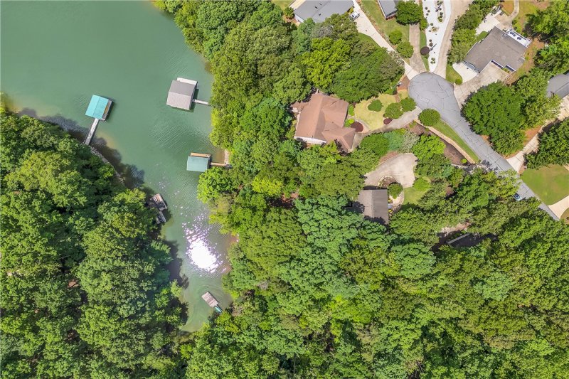 Property image 3 at 345 Oconee Avenue, Westminster, SC 29693