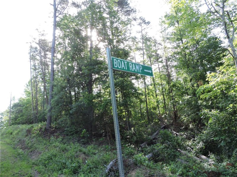 Property image 5 at 450 North Port Bass Drive, Fair Play, SC 29643