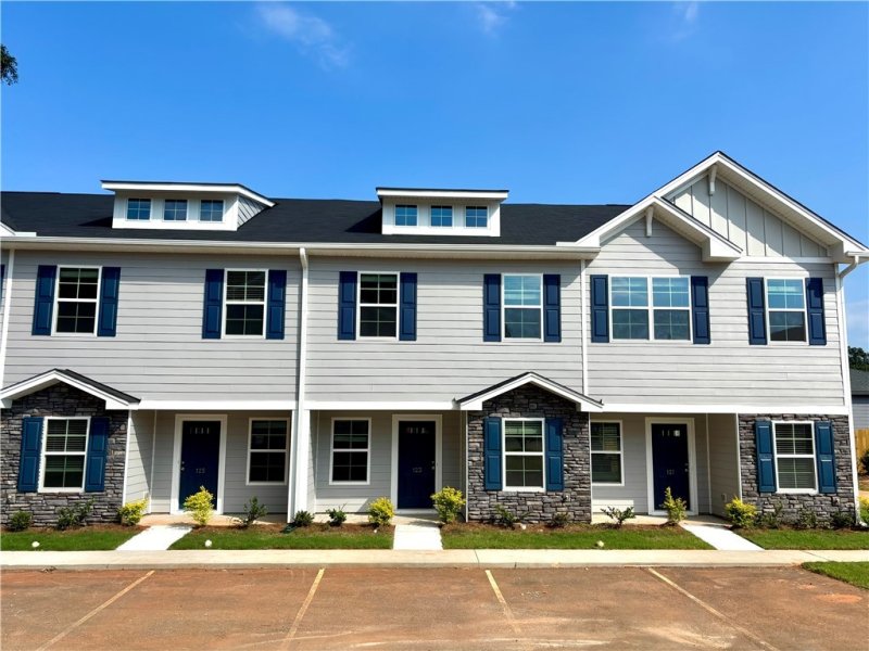 Property image 2 of 123 Pendleton Place Way in Pendleton Glenn, Pendleton, SC 29670