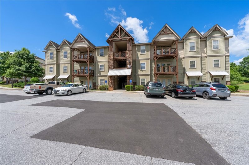 Property image 2 of 1523 Gadwall Way in Flats at the Pier, Seneca, SC 29678