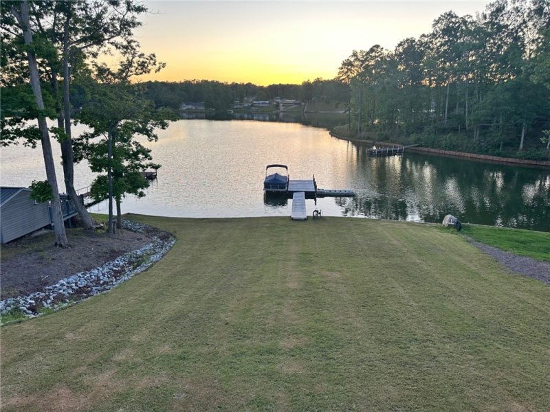 Property image 2 at 70 Creek Point Drive, Abbeville, SC 29620