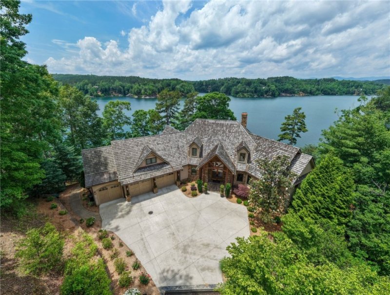 Property image 2 of 117 Misty Water Loop in The Reserve At Lake Keowee, Sunset, SC 29685