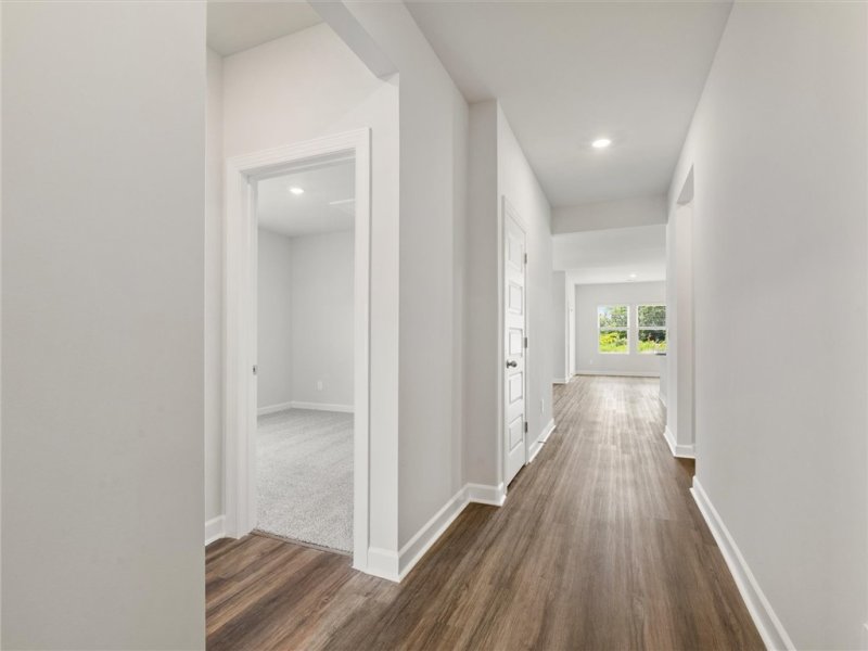 Property image 3 at 1628 Erindale Drive, Wellford, SC 29385