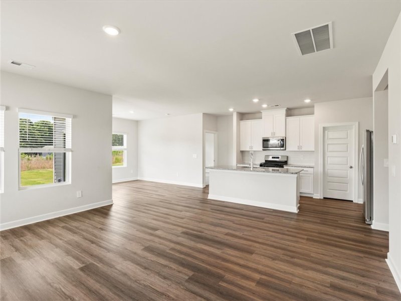 Property image 5 at 1628 Erindale Drive, Wellford, SC 29385