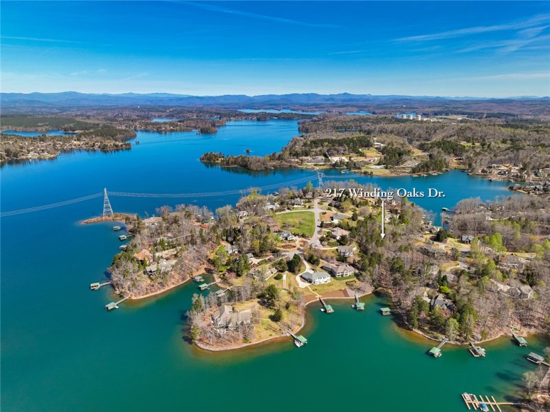 Property image 4 of 217 Winding Oaks Drive in Waterford Pointe - Oconee, Seneca, SC 29672