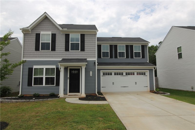 112 Queens Mill Court