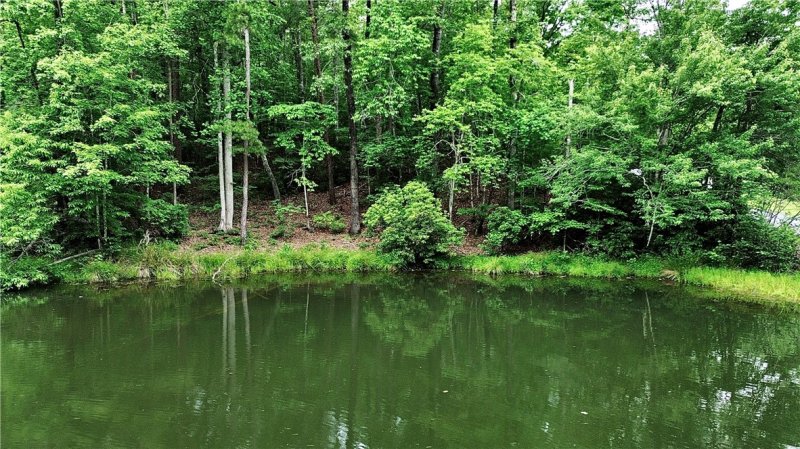 Property image 4 of Lot 78 Inland Trail in Keowee Bay, Salem, SC 29676