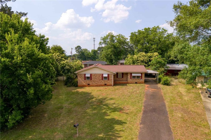 Property image 3 at 504 Ottawa Circle, Anderson, SC 29626