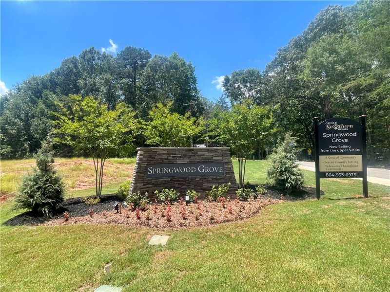 Property image 2 at 3 Sweetgrass Street, Central, SC 29630