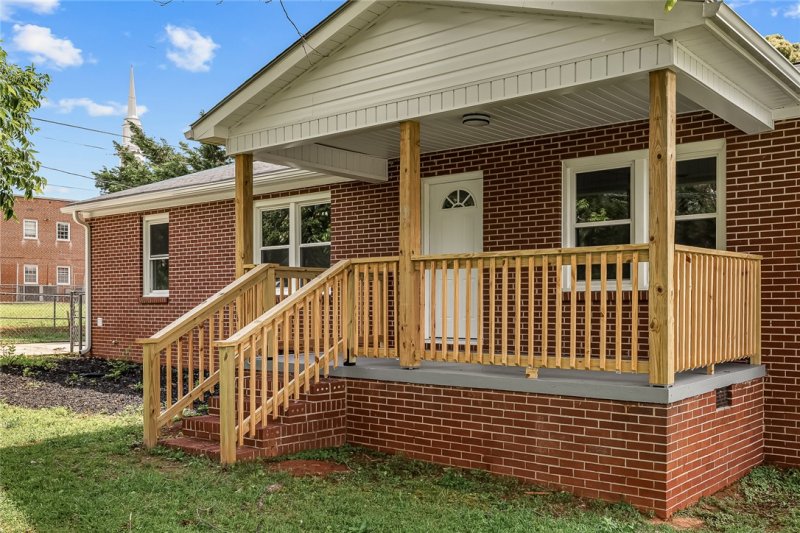 Property image 5 at 3401 Comanche Street, Anderson, SC 29626