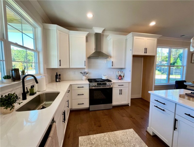 Property image 3 of 102 Wickers Lane in Kingswood Cottages, Clemson, SC 29631