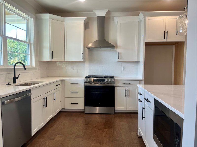 Property image 4 of 102 Wickers Lane in Kingswood Cottages, Clemson, SC 29631