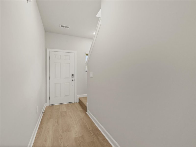 Property image 2 at 102 Gardner Avenue, Gray Court, SC 29645