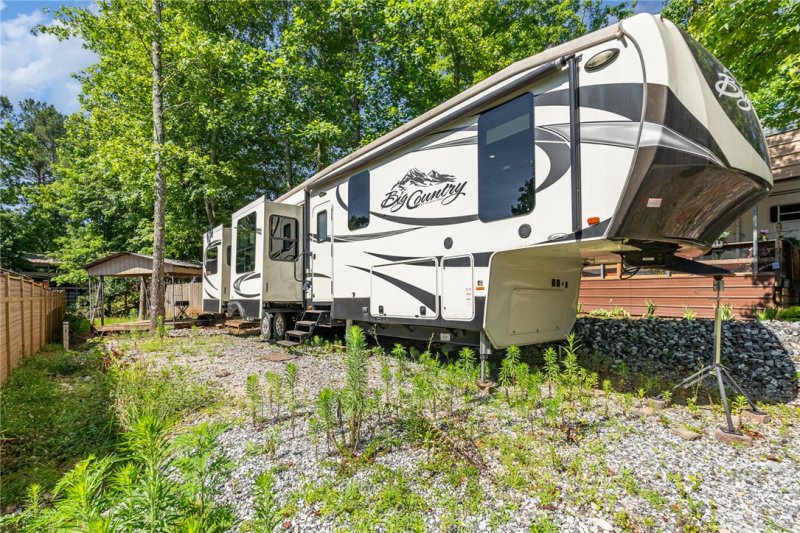 Property image 2 at 313 Minden Way, Westminster, SC 29693