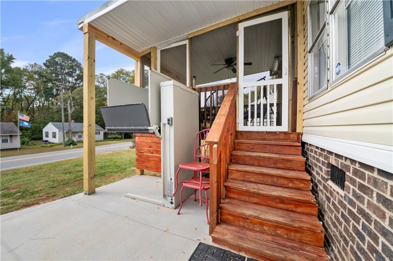 Property image 5 of 1032 Jackson Street in Evergreen Hills, Anderson, SC 29625