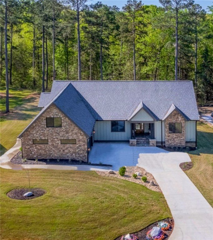 Property image 2 at 804 Little Bay Lane, Seneca, SC 29672