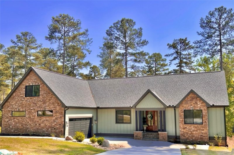 Property image 3 at 804 Little Bay Lane, Seneca, SC 29672