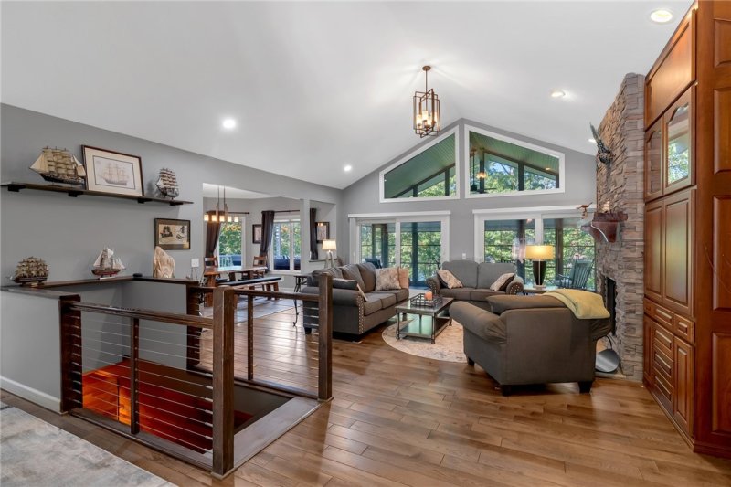 Property image 3 at 24 Lighthouse Way Drive, Salem, SC 29676