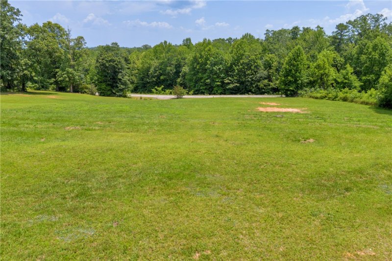 Property image 5 at 812 Lenore B Lane, Mountain Rest, SC 29664