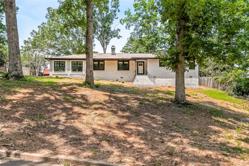 Property image 2 at 115 Tanglewood Drive, Anderson, SC 29621