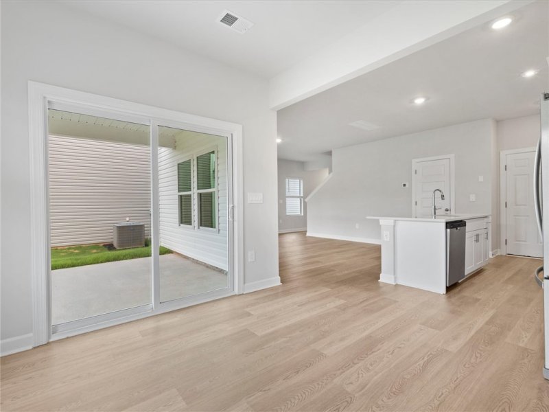 Property image 2 at 398 Shortleaf Lane, Pendleton, SC 29670