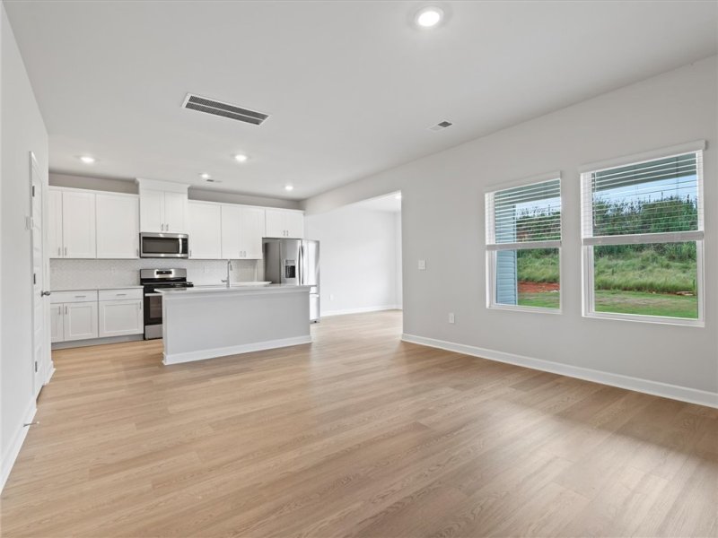 Property image 4 at 398 Shortleaf Lane, Pendleton, SC 29670