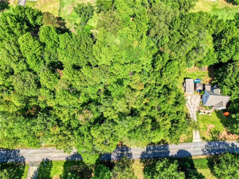 Property image 4 of 217 Castlebrook Drive in Castlebrook, Walhalla, SC 29691