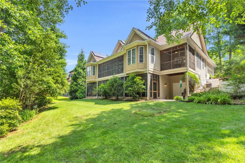 Property image 3 at 112 Walnut Creek Way, Greenville, SC 29611