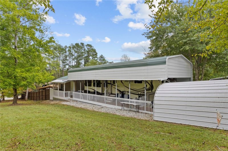 Property image 3 of 1208 Hanover Drive in Foxwood Hills, Westminster, SC 29693