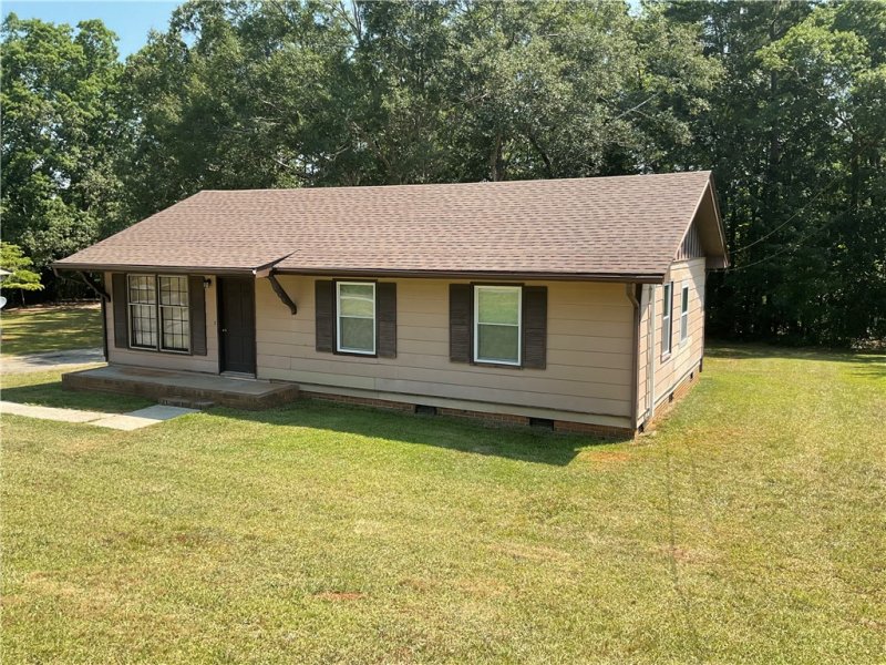 Property image 3 at 202 Creek Drive, Seneca, SC 29678