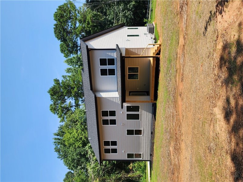 Property image 5 of 402 Edgewater Drive in Bridgewater Sub, Anderson, SC 29626