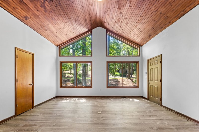 Property image 3 at 309 Long Reach Drive, Salem, SC 29676