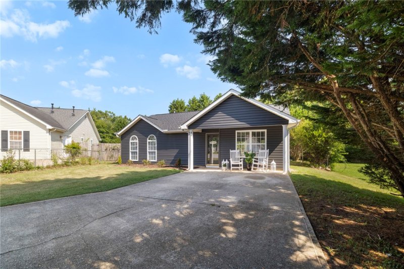 Property image 3 at 204 Dexter Bend Court, Fountain Inn, SC 29644