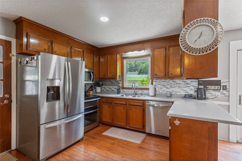 Property image 3 at 102 Sunset Court, Easley, SC 29642