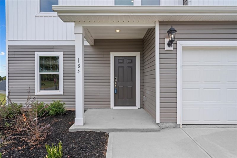 Property image 2 of 184 Lavinia Circle in Chatham Forest, Lyman, SC 29365