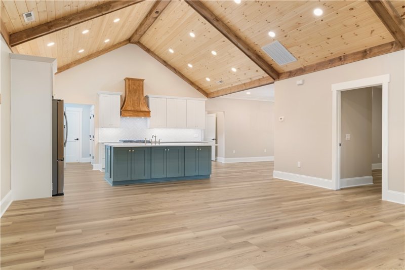 Property image 5 of 147 Mcalister Road in Peninsula Pointe North, West Union, SC 29696