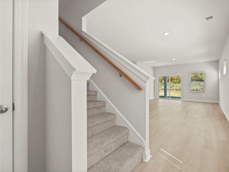 Property image 2 of 402 Shortleaf Lane in Village at White Pine, Pendleton, SC 29670