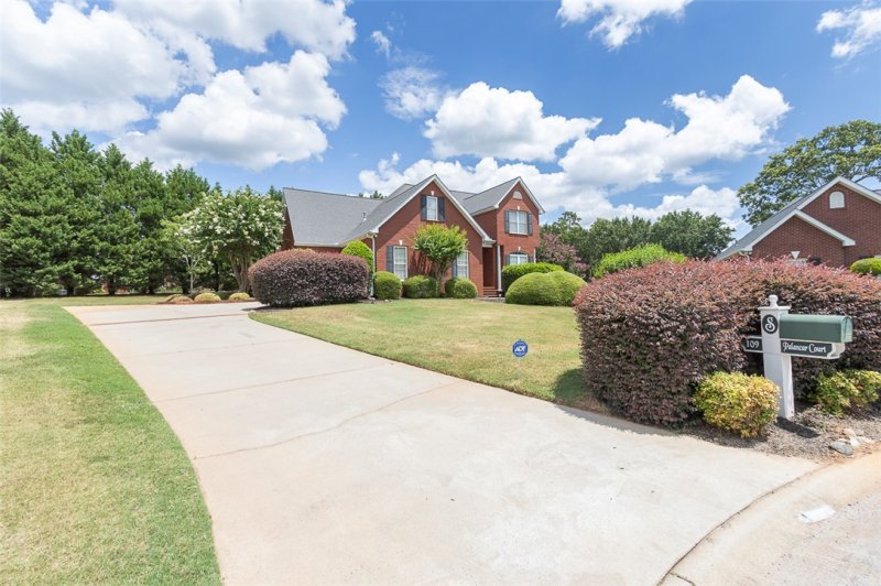 Property image 2 at 109 Palancar Court, Anderson, SC 29621