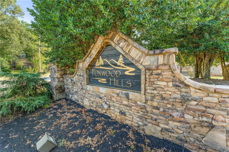 Property image 3 at 122 Westgate Drive, Westminster, SC 29693