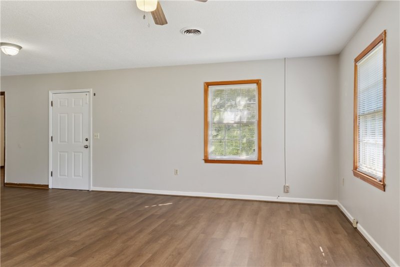 Property image 3 at 234 Skyland Drive, Westminster, SC 29693