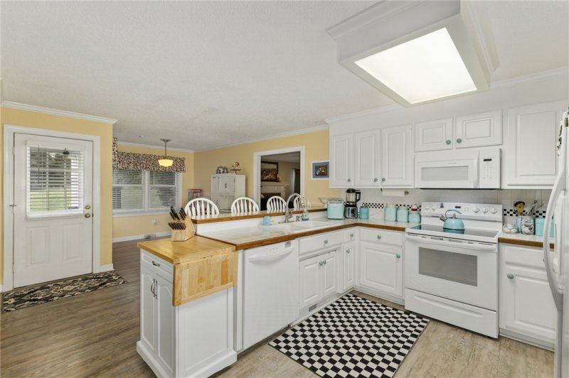 Property image 5 at 206 Killarney Way, Easley, SC 29642